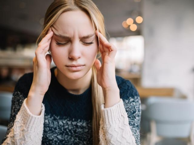 Comment l'ostéopathie soulage-t-elle les migraines ? Ostéopathe à domicile dans le 31 et le 82 